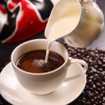 طرز تهیه شیر قهوه غلیظ و خامه ای به روش های مختلف